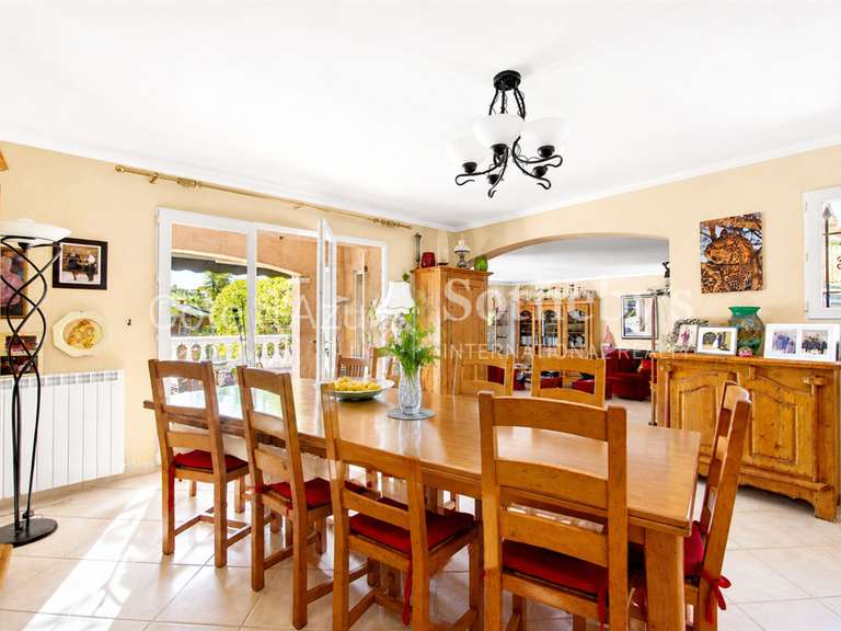 Maison Antibes - 5 chambres - 271m²