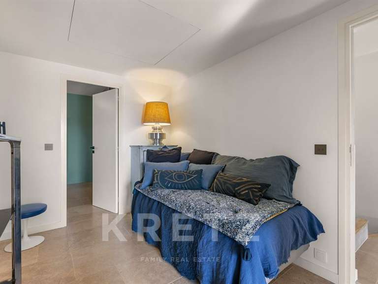 Maison Antibes - 5 chambres - 214m²