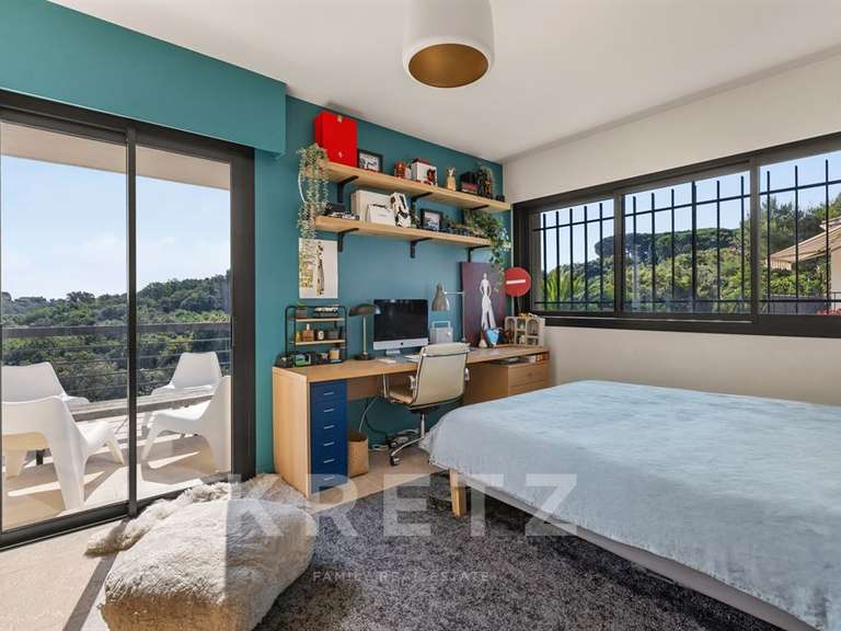 Maison Antibes - 5 chambres - 214m²