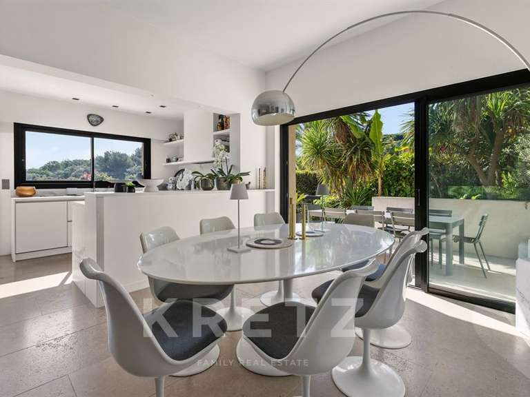 Maison Antibes - 5 chambres - 214m²