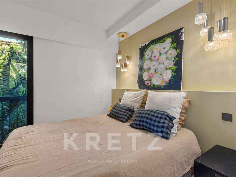 Maison Antibes - 5 chambres - 214m²