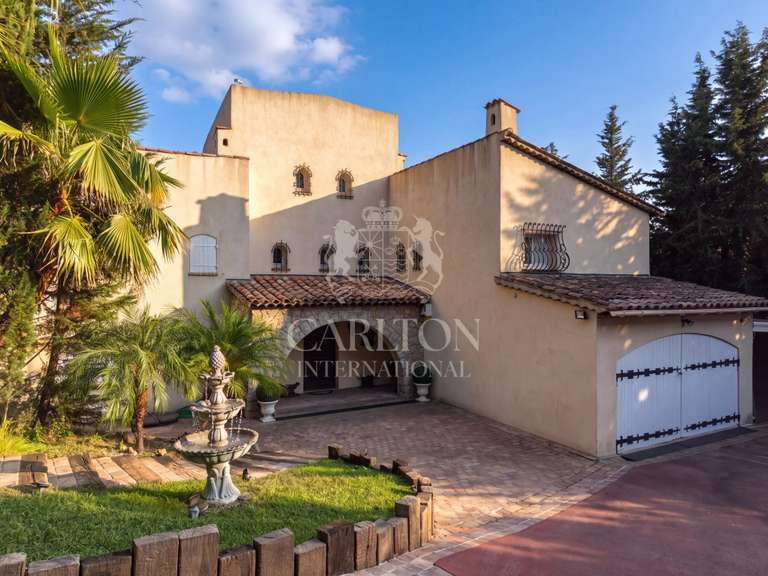 House Antibes - 5 bedrooms - 450m²