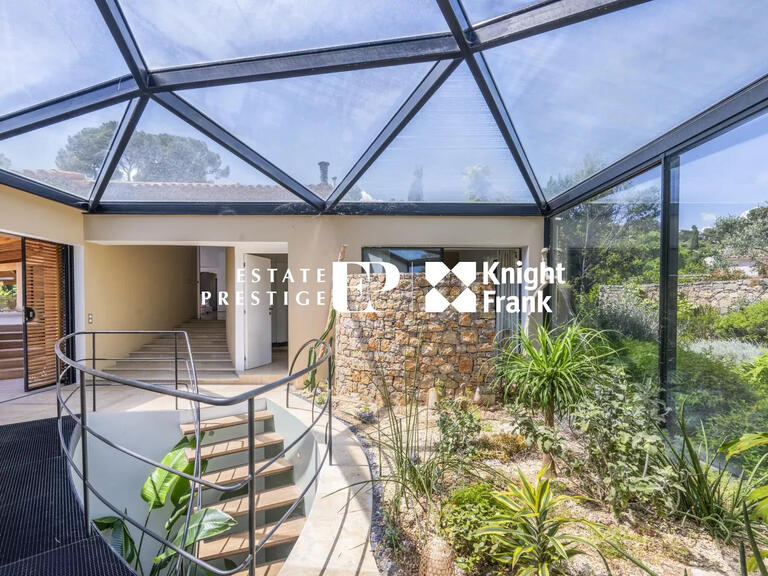 Villa Antibes - 5 bedrooms - 556m²
