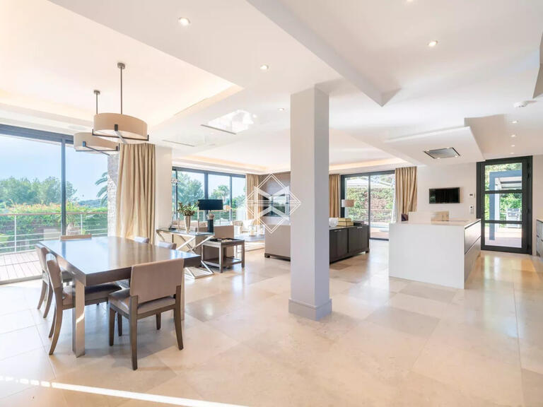 Villa Antibes - 5 chambres - 255m²