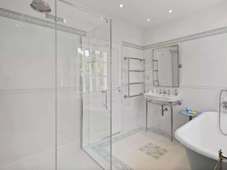 Villa Antibes - 4 chambres - 166m²