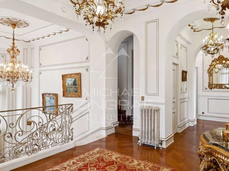 Villa Antibes - 7 chambres - 2345m²