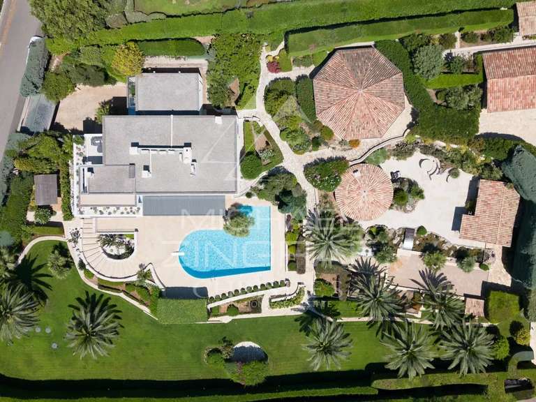 Villa avec Vue sur mer Antibes - 8 chambres - 562m²