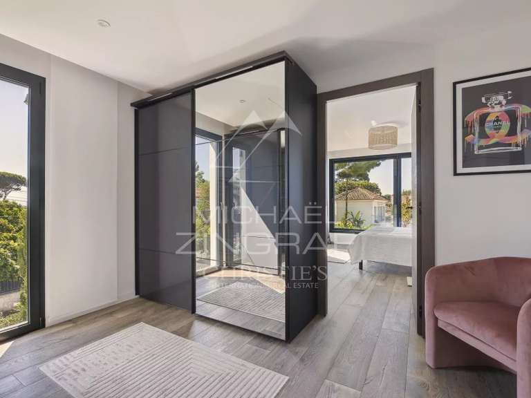 Villa Antibes - 4 bedrooms - 314m²