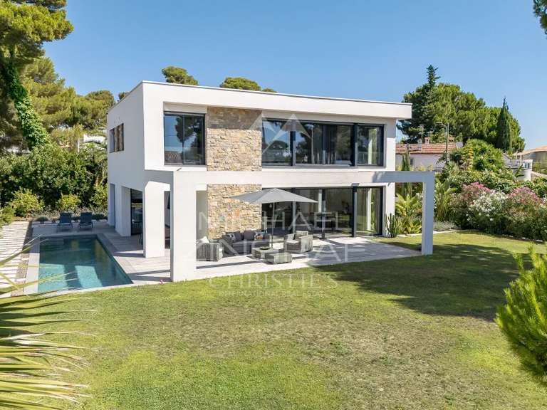 Villa Antibes - 4 bedrooms - 314m²
