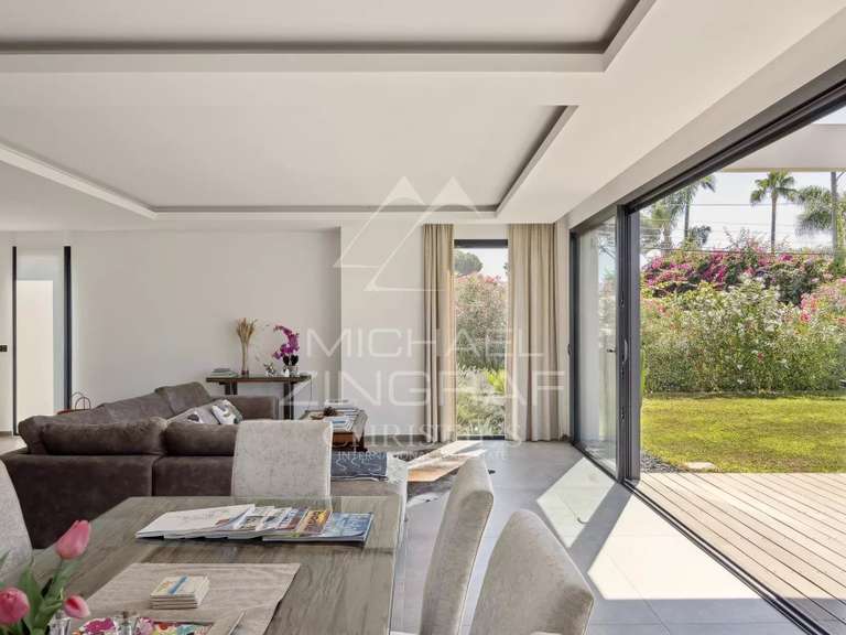 Villa Antibes - 4 bedrooms - 314m²