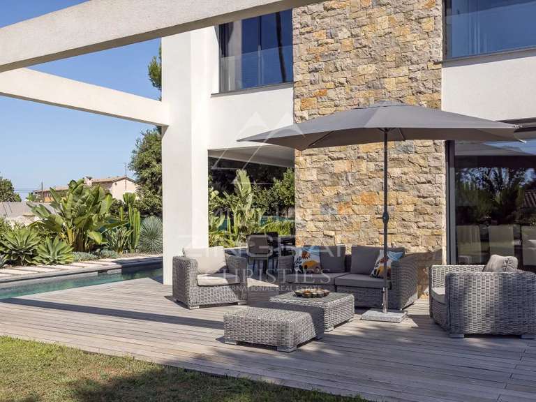 Villa Antibes - 4 bedrooms - 314m²