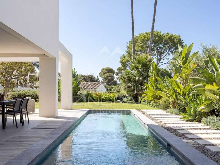 Villa Antibes - 4 bedrooms - 314m²