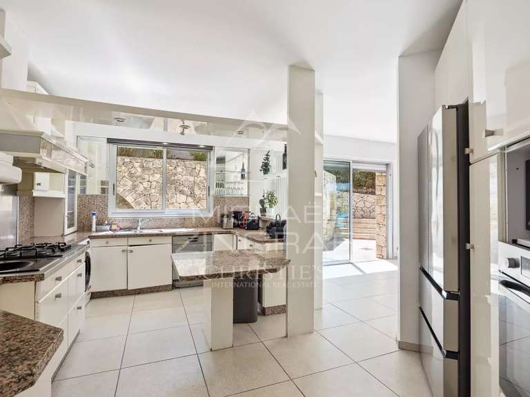 Villa avec Vue sur mer Antibes - 2 chambres - 320m²