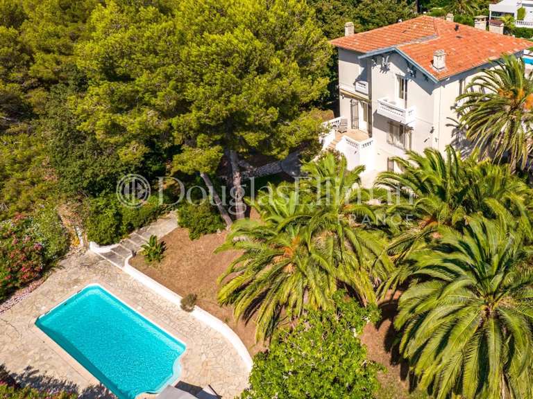 Villa Antibes - 5 chambres - 247m²