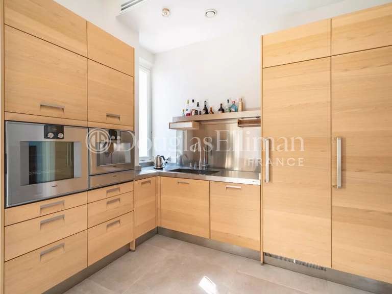 Villa Antibes - 5 chambres - 247m²