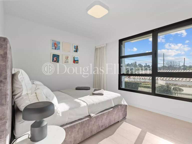 Villa Antibes - 5 chambres - 318m²