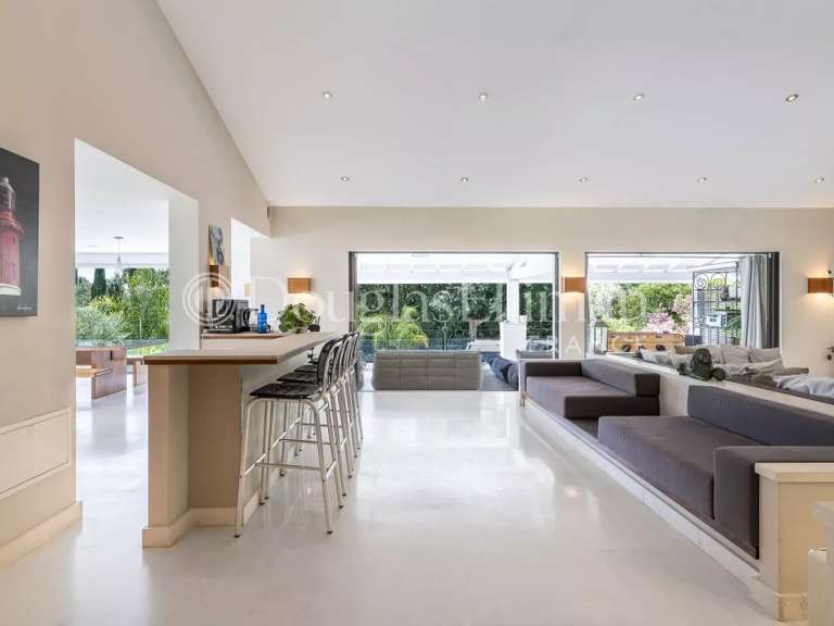 Villa Antibes - 5 chambres - 346m²