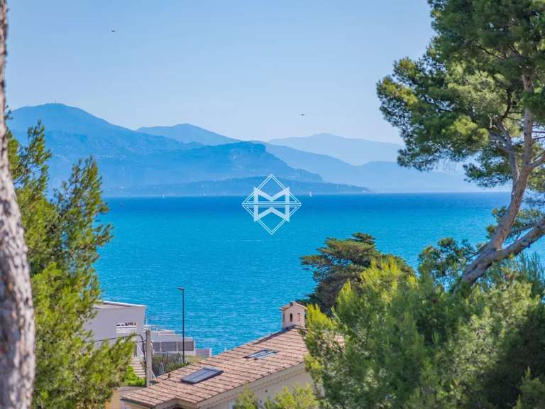 Villa Antibes - 5 chambres - 255m²