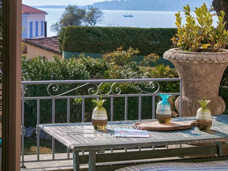Villa with Sea view Antibes - 4 bedrooms - 300m²