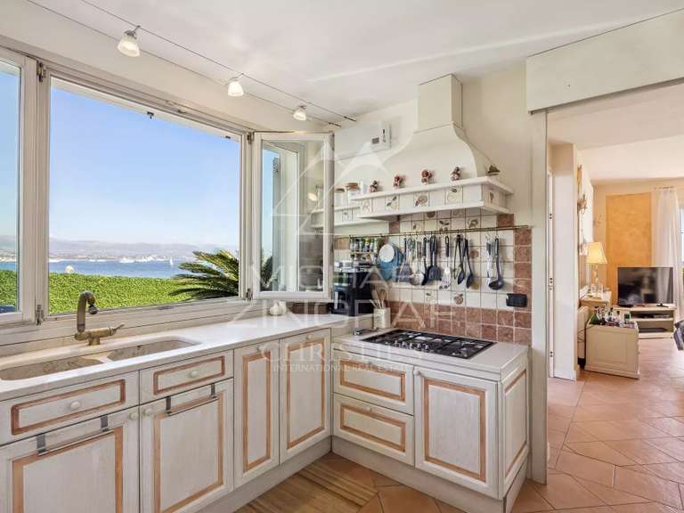 Villa Antibes - 5 chambres - 176m²