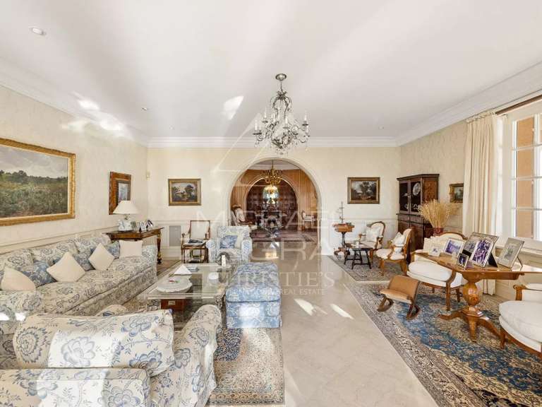 Villa with Sea view Antibes - 7 bedrooms - 555m²