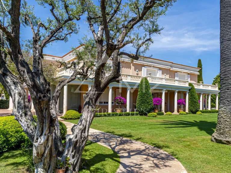 Villa avec Vue sur mer Antibes - 7 chambres - 555m²