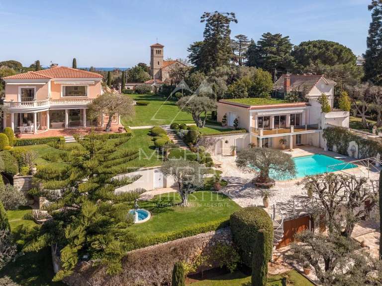 Villa with Sea view Antibes - 6 bedrooms - 555m²