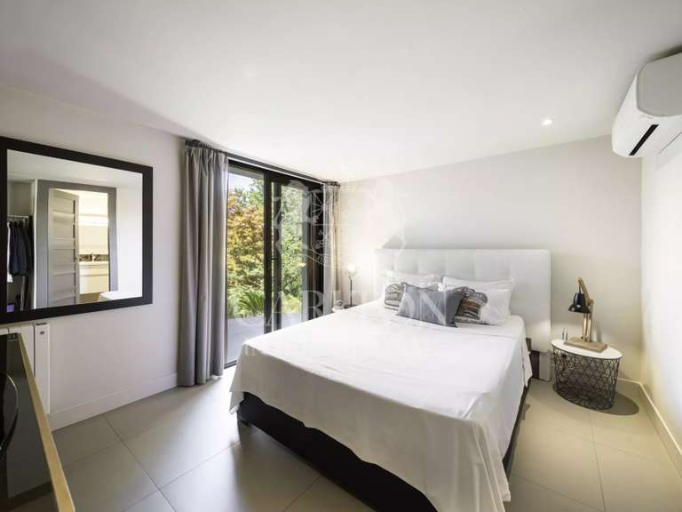 Villa Antibes - 5 chambres - 430m²