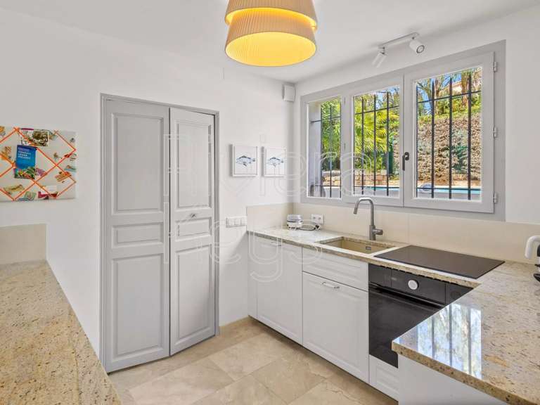 Villa avec Vue sur mer Antibes - 3 chambres - 133m²