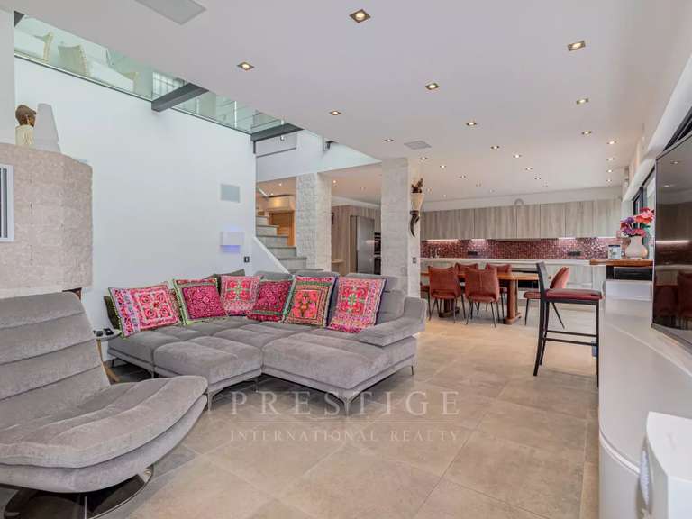 Villa avec Vue sur mer Antibes - 3 chambres - 211m²