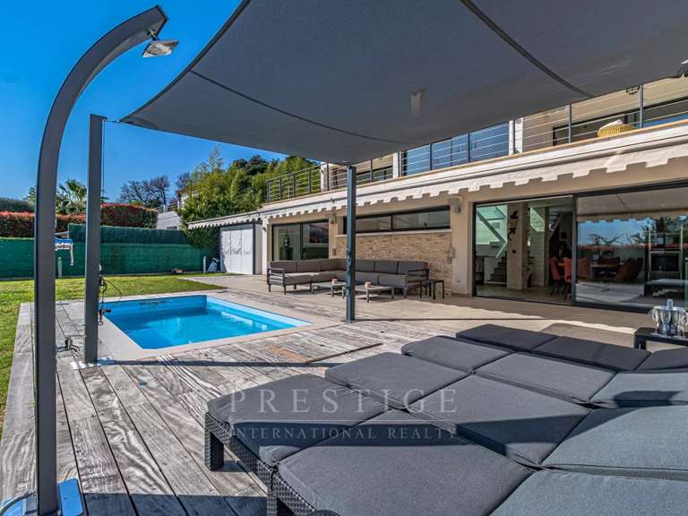 Villa avec Vue sur mer Antibes - 3 chambres - 211m²