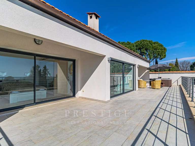 Villa avec Vue sur mer Antibes - 3 chambres - 211m²