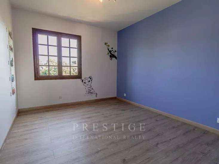 Villa Antibes - 3 chambres - 202m²