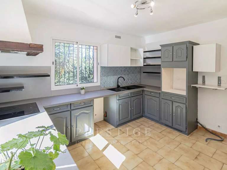 Villa Antibes - 3 chambres - 202m²