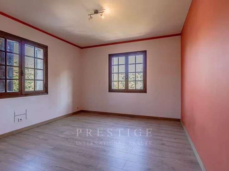 Villa Antibes - 3 chambres - 202m²