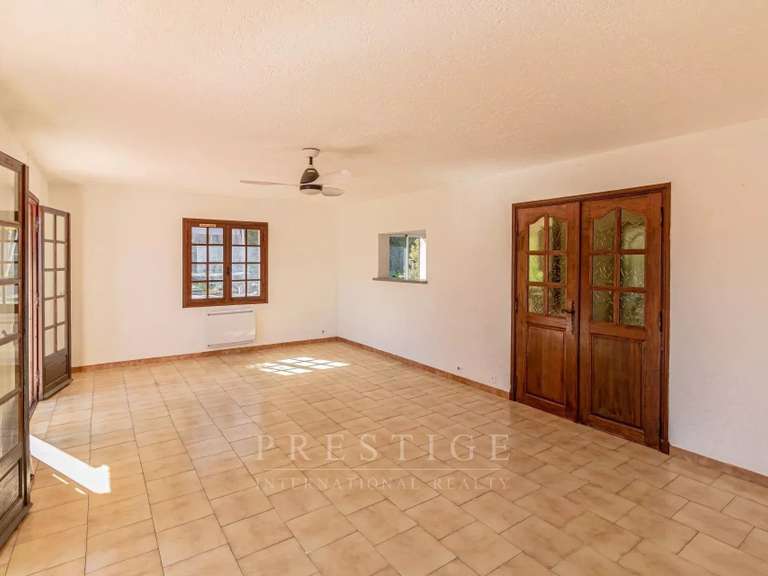 Villa Antibes - 3 chambres - 202m²