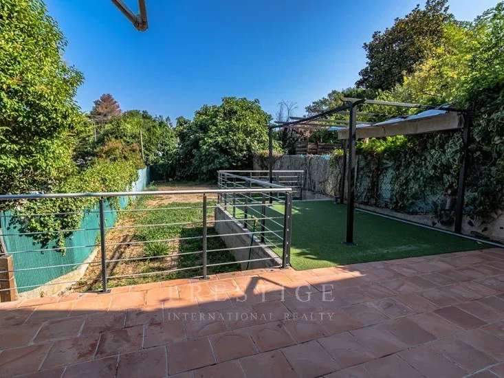 Villa Antibes - 3 chambres - 202m²