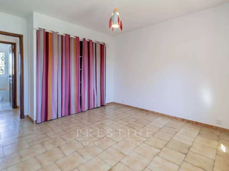 Villa Antibes - 3 chambres - 202m²