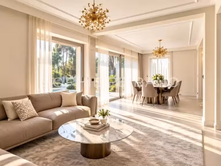Villa Antibes - 5 chambres - 272m²