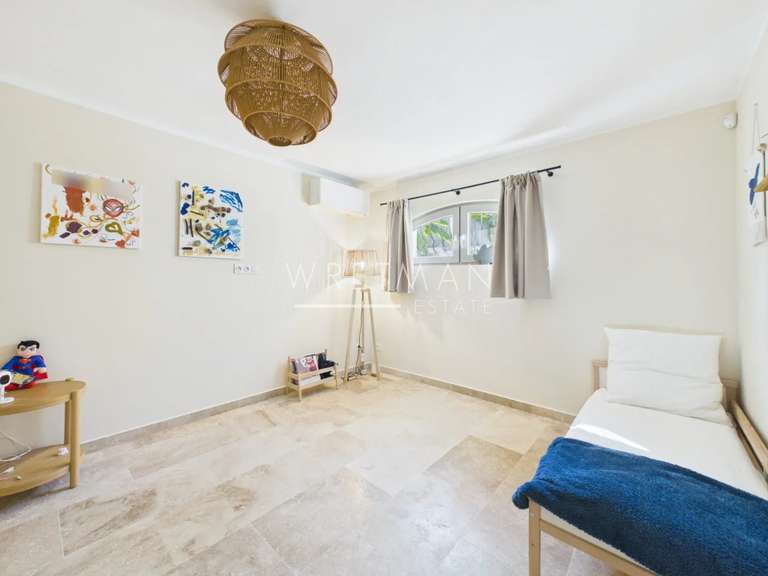 Villa Antibes - 5 chambres - 271m²