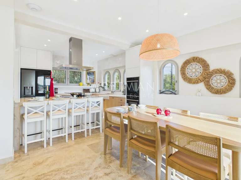 Villa Antibes - 5 chambres - 271m²