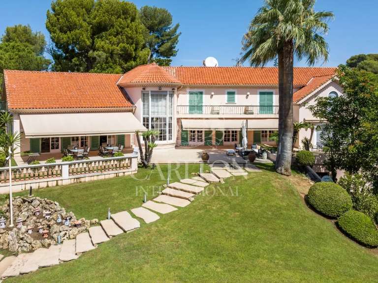 Villa avec Vue sur mer Antibes - 7 chambres - 620m²
