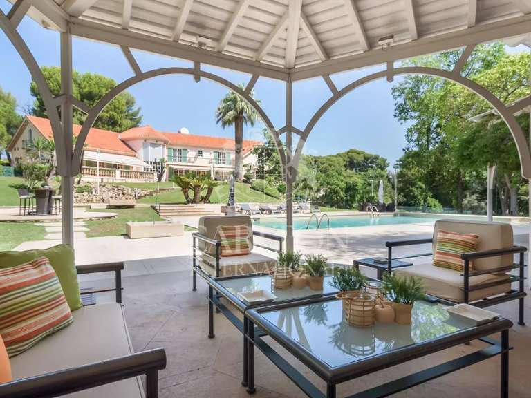 Villa avec Vue sur mer Antibes - 7 chambres - 620m²