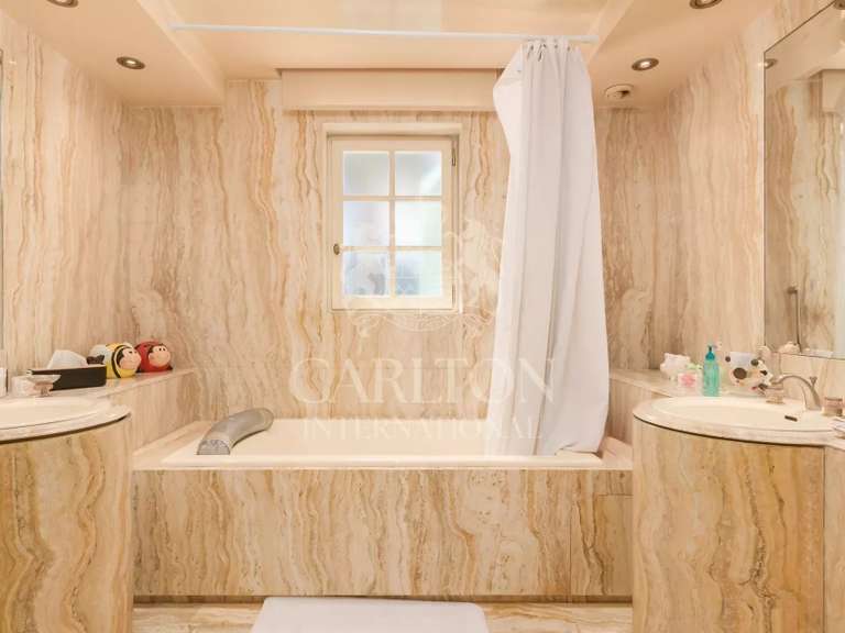 Villa avec Vue sur mer Antibes - 7 chambres - 620m²