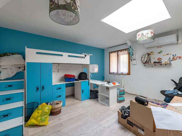 Maison Antonne-et-Trigonant - 5 chambres - 220m²