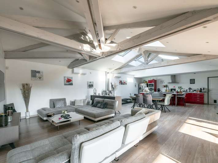 Maison Antonne-et-Trigonant - 5 chambres - 220m²