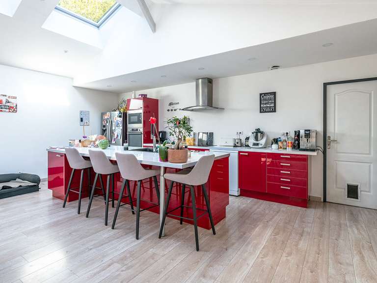 Maison Antonne-et-Trigonant - 5 chambres - 220m²