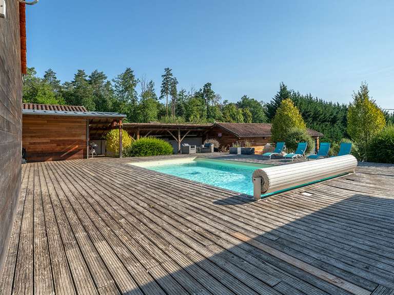Maison Antonne-et-Trigonant - 5 chambres - 220m²