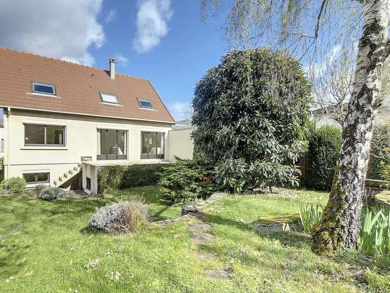 Sale Villa Antony 825 000€