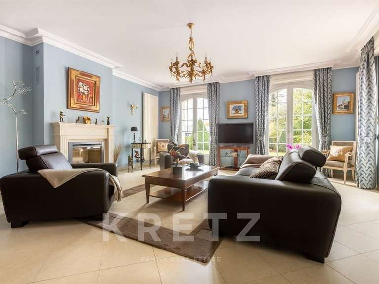Maison Anzin-Saint-Aubin - 5 chambres - 296m²